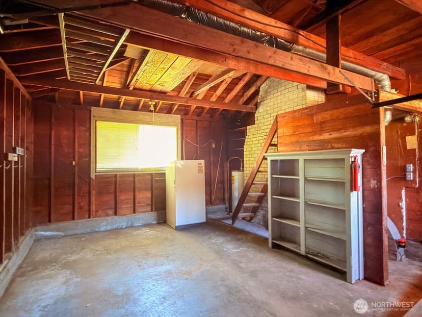 Property photo for 638 S 160th Street, Burien photo 19