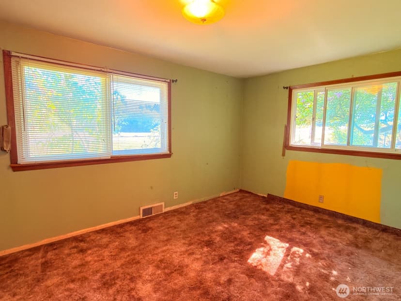 Property photo for 638 S 160th Street, Burien photo 16