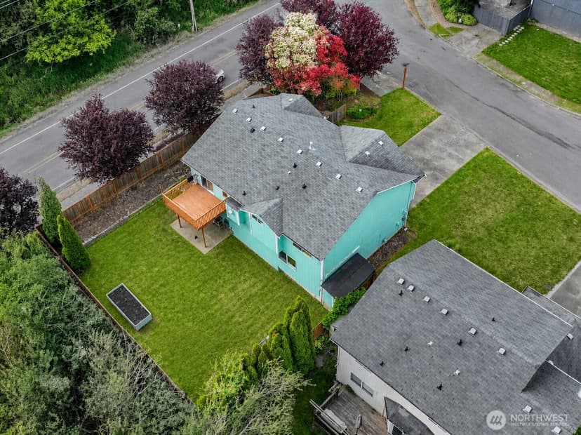 Property photo for 3011 12th Street Pl SW, Puyallup photo 6