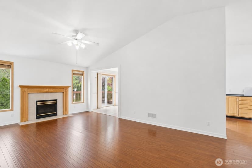 Property photo for 3011 12th Street Pl SW, Puyallup photo 9