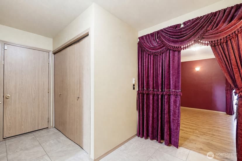 Property photo for 3011 12th Street Pl SW, Puyallup photo 24