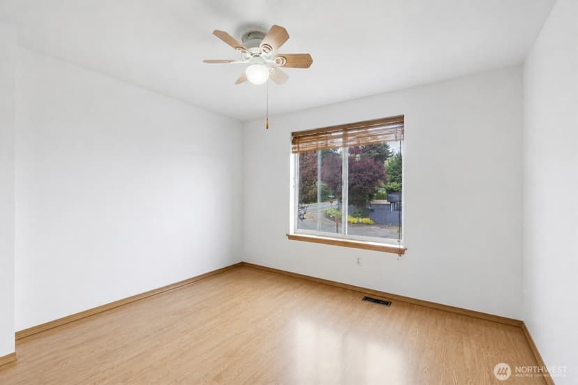 Property photo for 3011 12th Street Pl SW, Puyallup photo 20