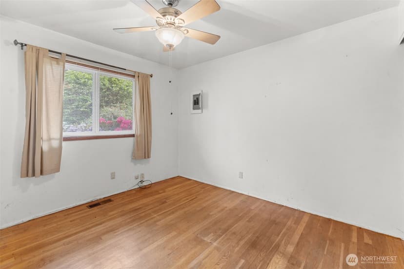 Property photo for 2709 N Street SE, Auburn photo 13