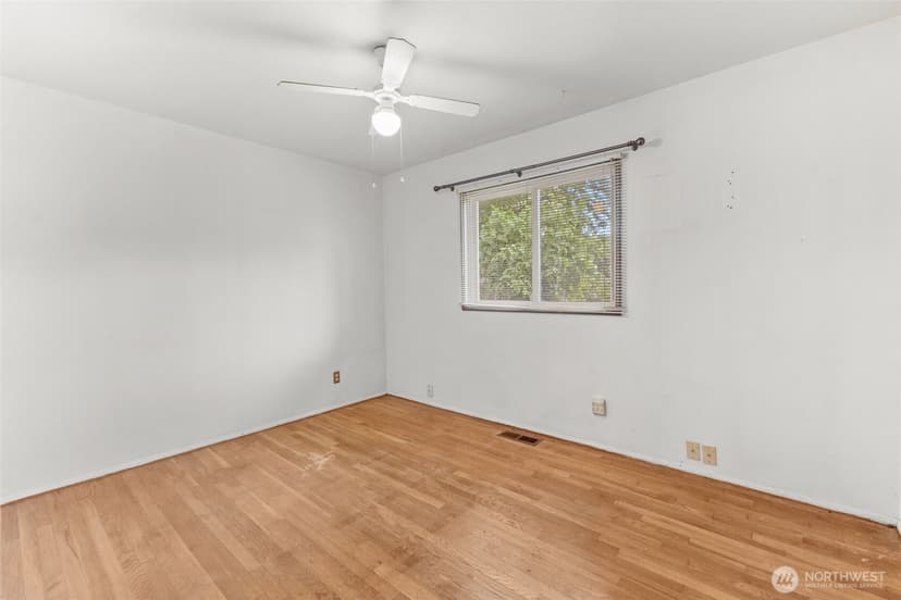 Property photo for 2709 N Street SE, Auburn photo 12