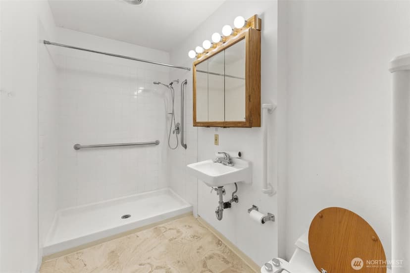 Property photo for 2709 N Street SE, Auburn photo 11