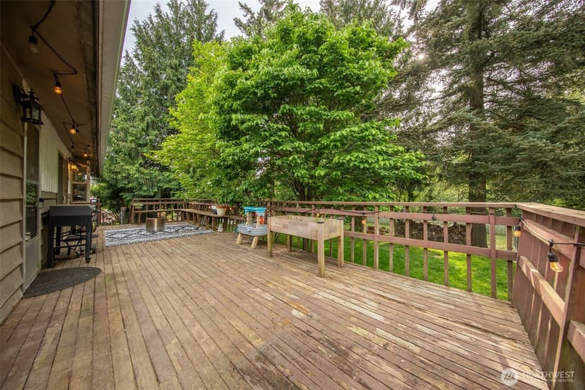 Property photo for 19312 48th Avenue W, Lynnwood photo 16