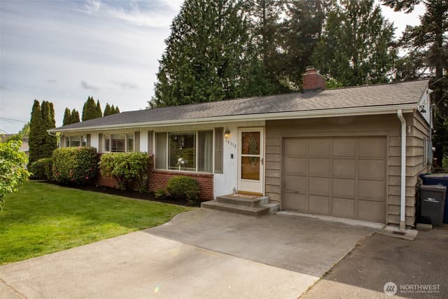 Property photo for 19312 48th Avenue W, Lynnwood photo 2
