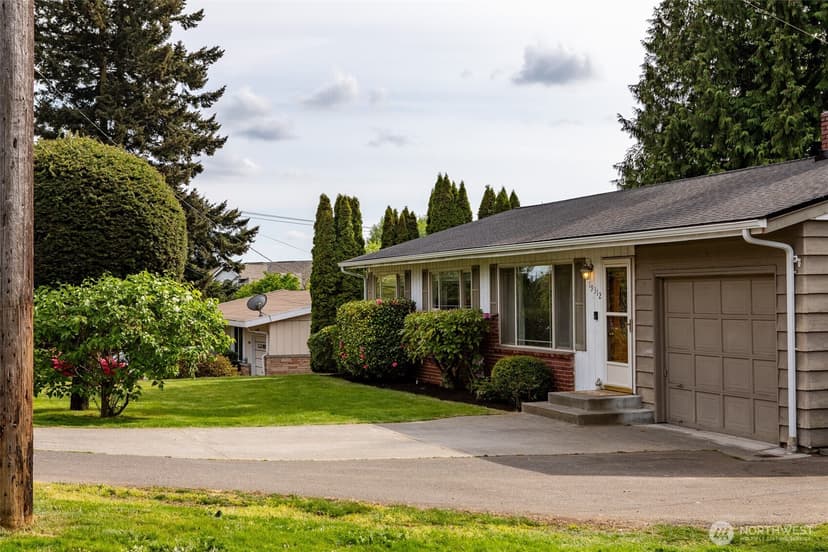 Property photo for 19312 48th Avenue W, Lynnwood