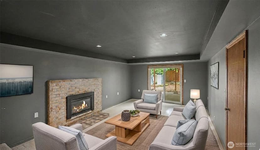 Property photo for 18415 60th Place NE, Kenmore photo 15