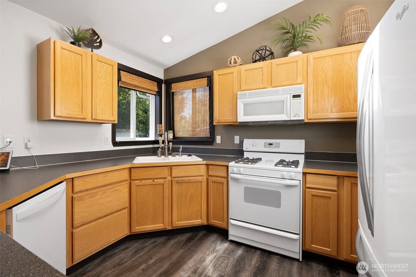 Property photo for 6011 205th Avenue E, Bonney Lake photo 7