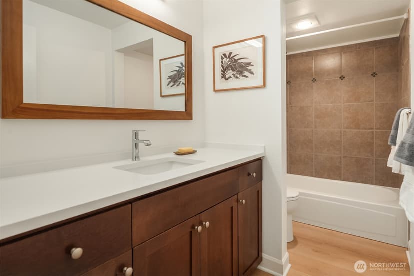 Property photo for 300 N 130th Street #8-202, Seattle photo 20