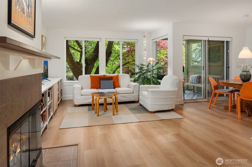 Property photo for 300 N 130th Street #8-202, Seattle photo 5