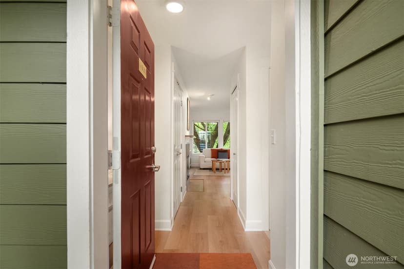 Property photo for 300 N 130th Street #8-202, Seattle photo 3