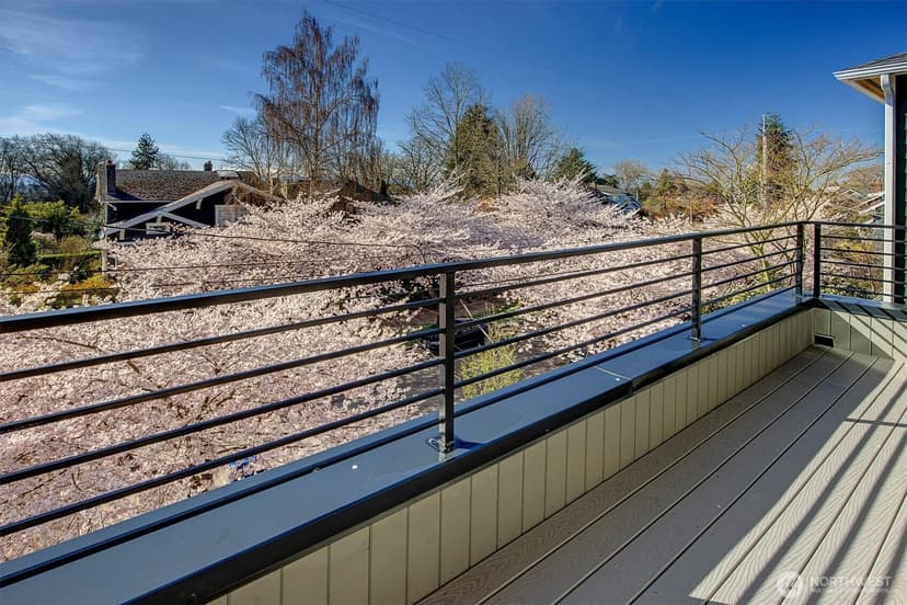 Property photo for 2660 9th Avenue W, Seattle photo 21