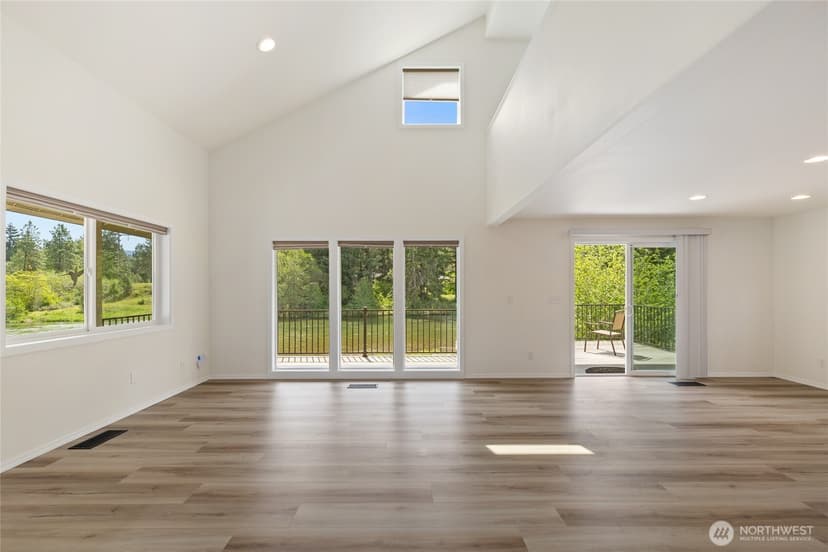 Property photo for 90 Pebble Beach Drive, Cle Elum photo 9