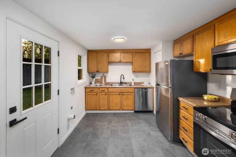 Property photo for 5002 S Trafton Street, Tacoma photo 9