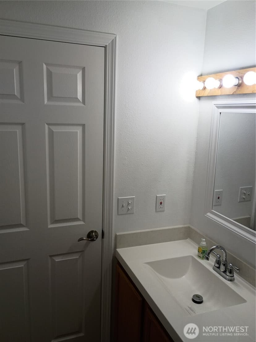 Property photo for 10501 8th Avenue NE #115, Seattle photo 7