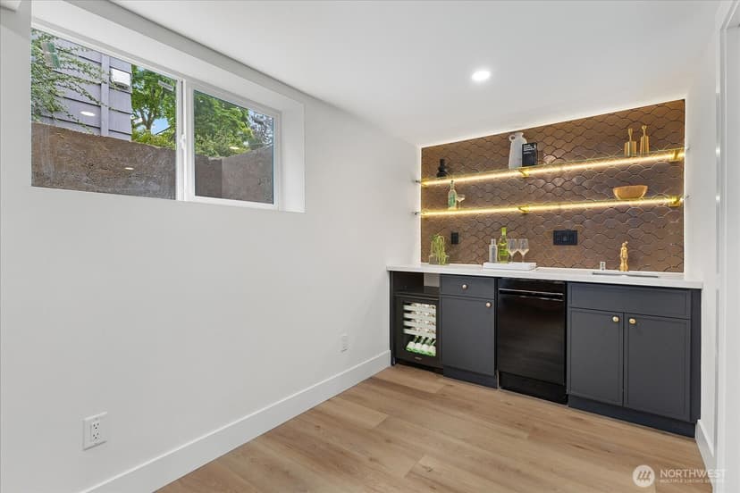 Property photo for 4238 28th Place W, Seattle photo 22