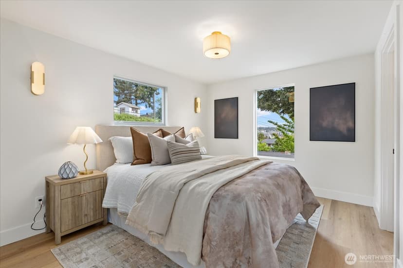 Property photo for 4238 28th Place W, Seattle photo 13