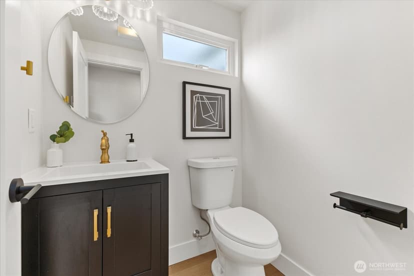 Property photo for 4238 28th Place W, Seattle photo 19