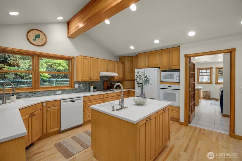 Property photo for 3718 S 334th Street, Federal Way photo 10