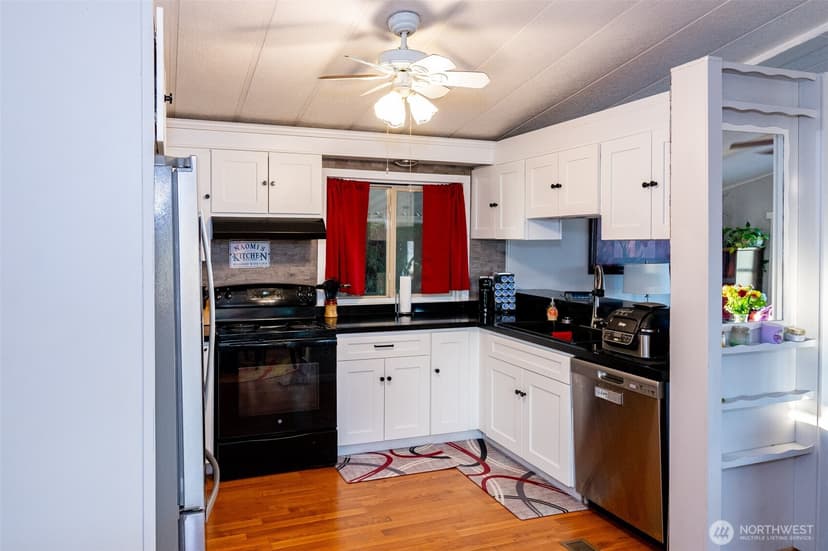 Property photo for 3611 I Street NE #236, Auburn photo 28
