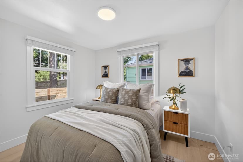 Property photo for 3402 48th Avenue SW, Seattle photo 12