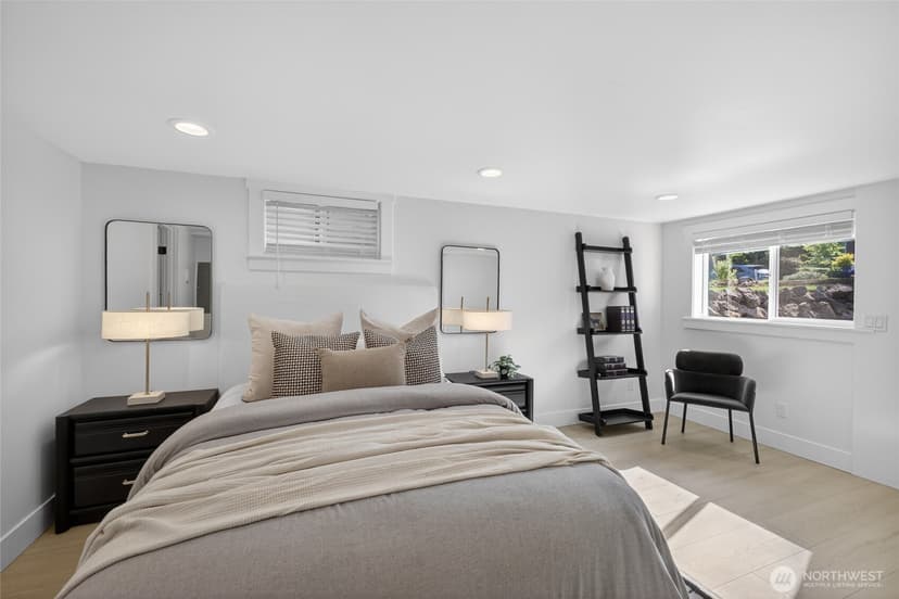Property photo for 3402 48th Avenue SW, Seattle photo 18