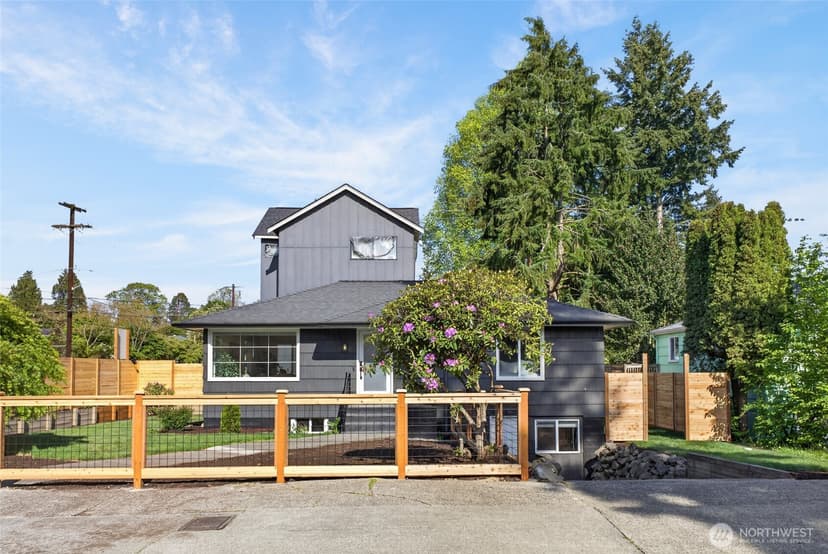 Property photo for 3402 48th Avenue SW, Seattle photo 23