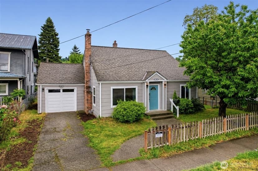 Property photo for 510 4th Ave S, Kent