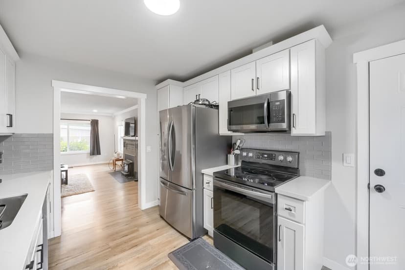 Property photo for 510 4th Ave S, Kent photo 9