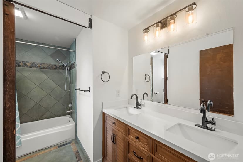 Property photo for 2715 Forest Ridge Drive SE, Auburn photo 28