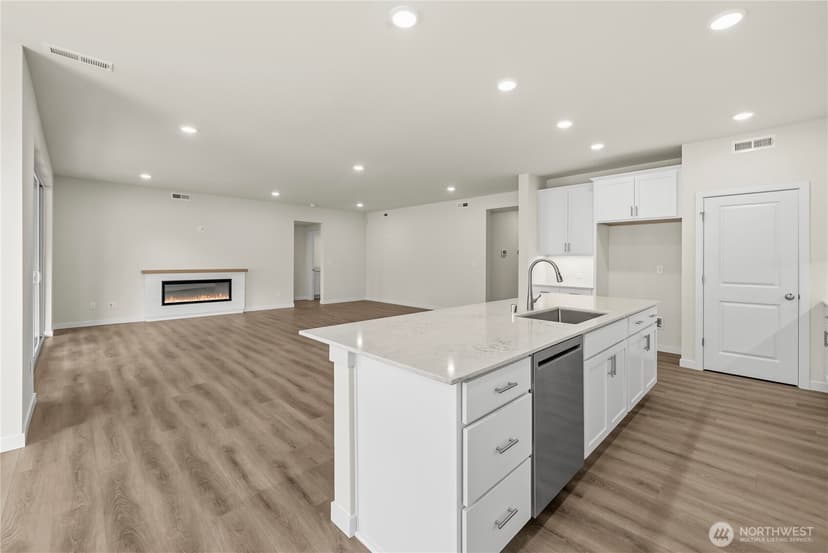 Property photo for 13906 208th Avenue E, Bonney Lake photo 23
