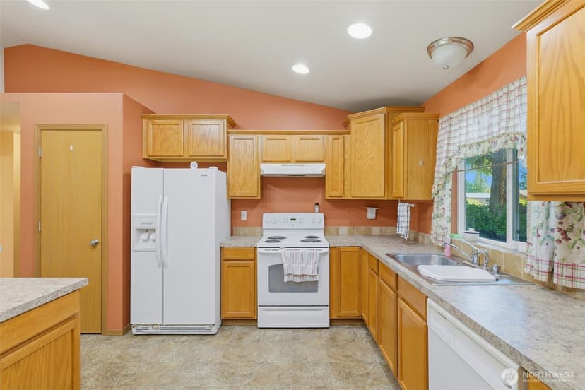 Property photo for 22022 131st Street Ct E, Bonney Lake photo 13