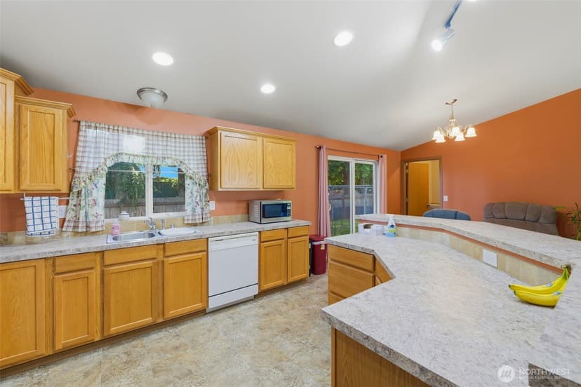Property photo for 22022 131st Street Ct E, Bonney Lake photo 12