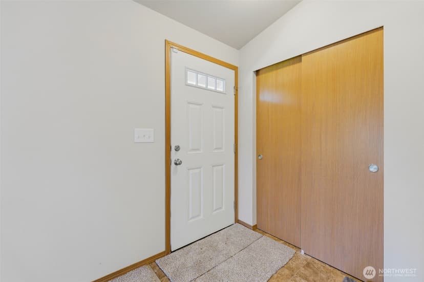Property photo for 22022 131st Street Ct E, Bonney Lake photo 8