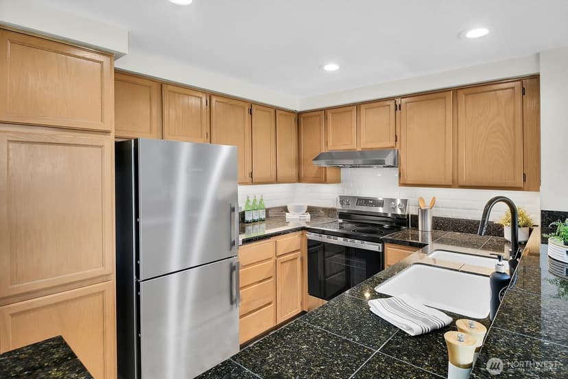 Property photo for 3420 Burke Avenue N #C107, Seattle photo 15