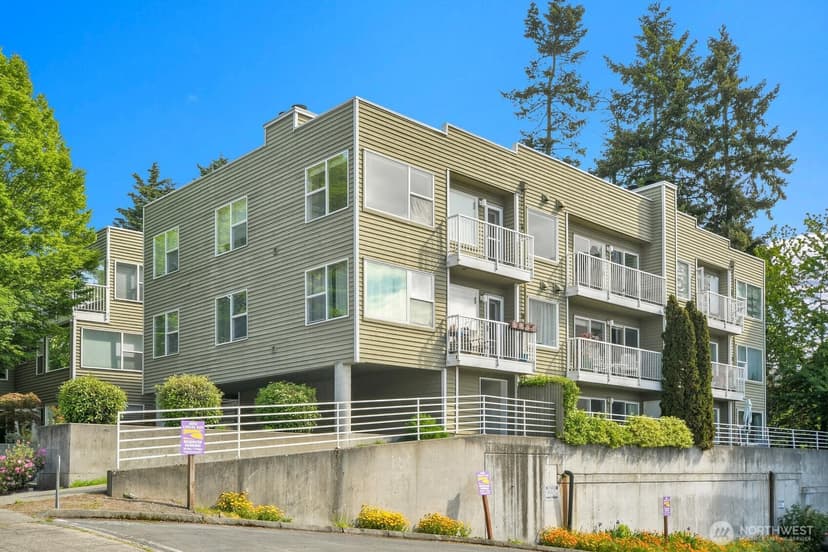 Property photo for 3420 Burke Avenue N #C107, Seattle photo 21