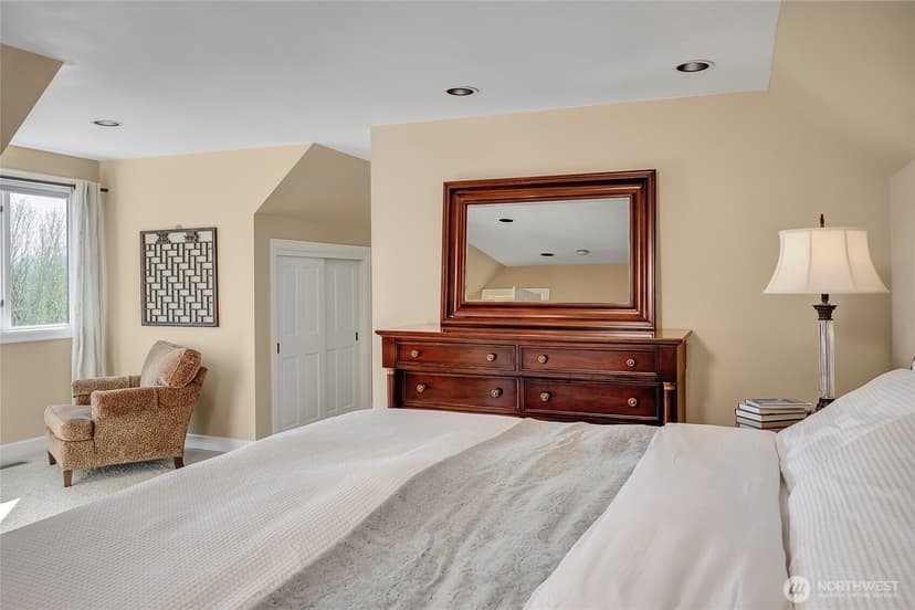 Property photo for 4911 Harbor Lane, Everett photo 17