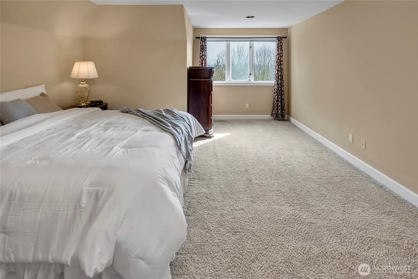 Property photo for 4911 Harbor Lane, Everett photo 18