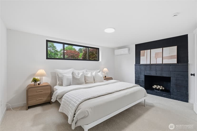 Property photo for 11255 Roseberg Avenue S, Seattle photo 15
