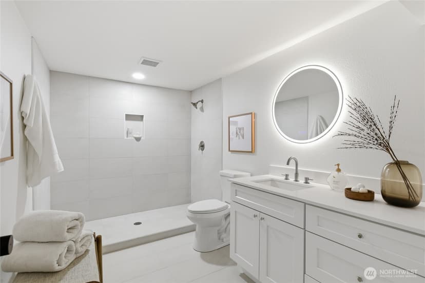 Property photo for 11255 Roseberg Avenue S, Seattle photo 16