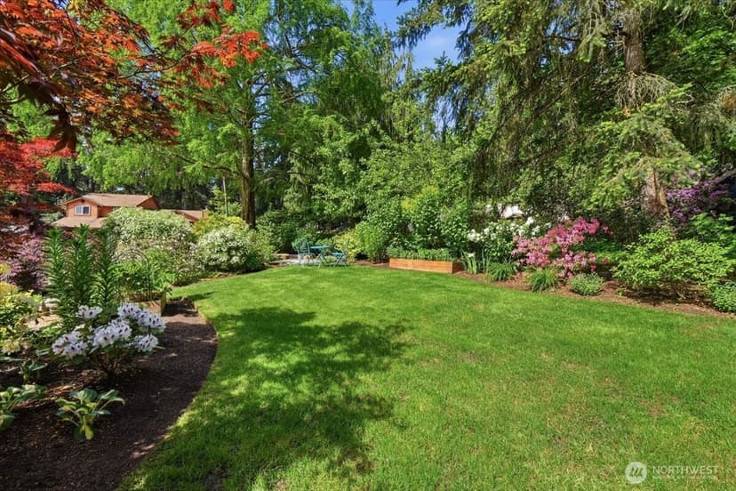 Property photo for 1610 202nd Place SW, Lynnwood photo 33