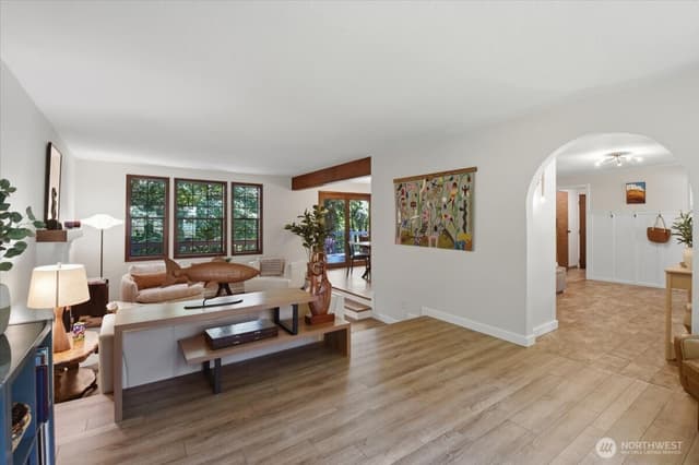 Property photo for 1610 202nd Place SW, Lynnwood photo 5