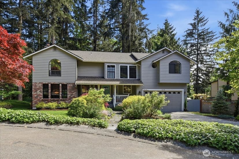 Property photo for 1610 202nd Place SW, Lynnwood photo 38