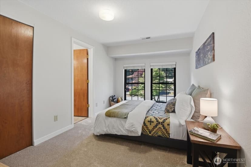 Property photo for 1610 202nd Place SW, Lynnwood photo 24
