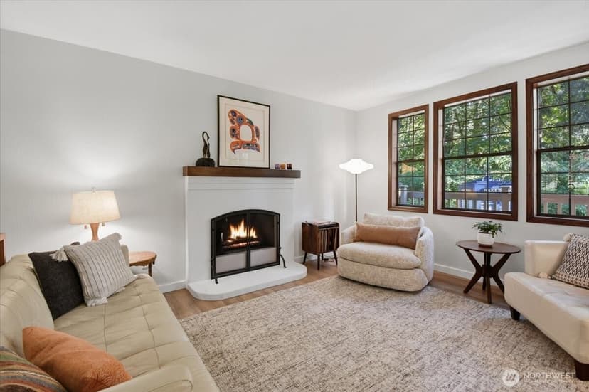 Property photo for 1610 202nd Place SW, Lynnwood photo 6