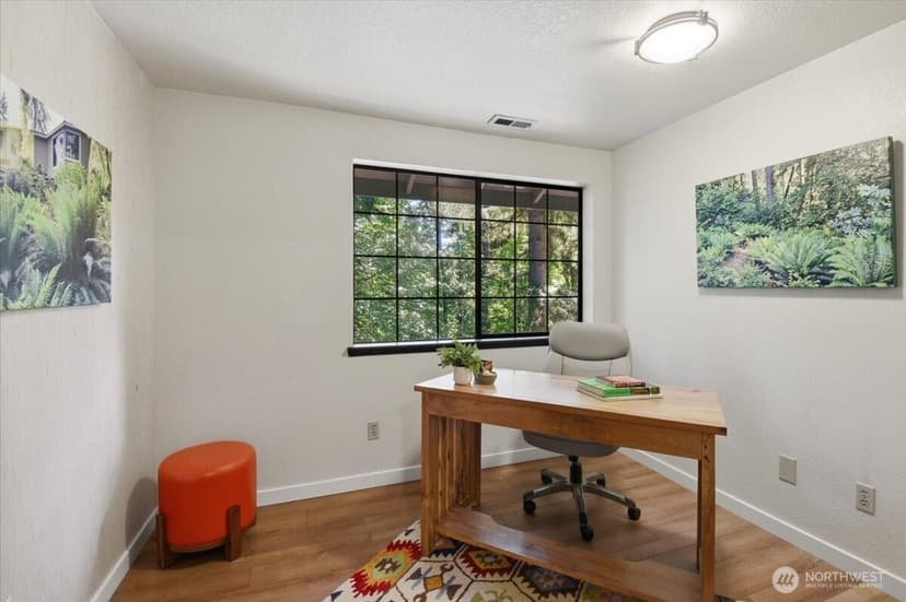 Property photo for 1610 202nd Place SW, Lynnwood photo 21