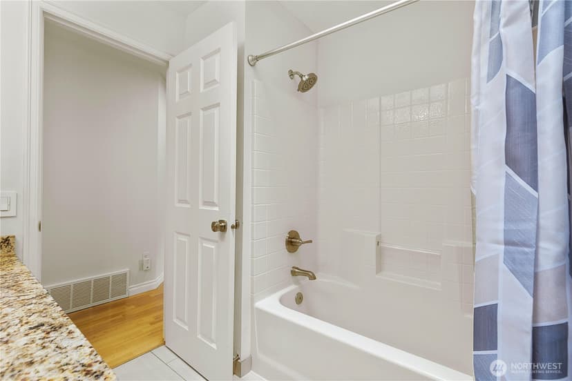 Property photo for 6041 Championship Circle, Mukilteo photo 25