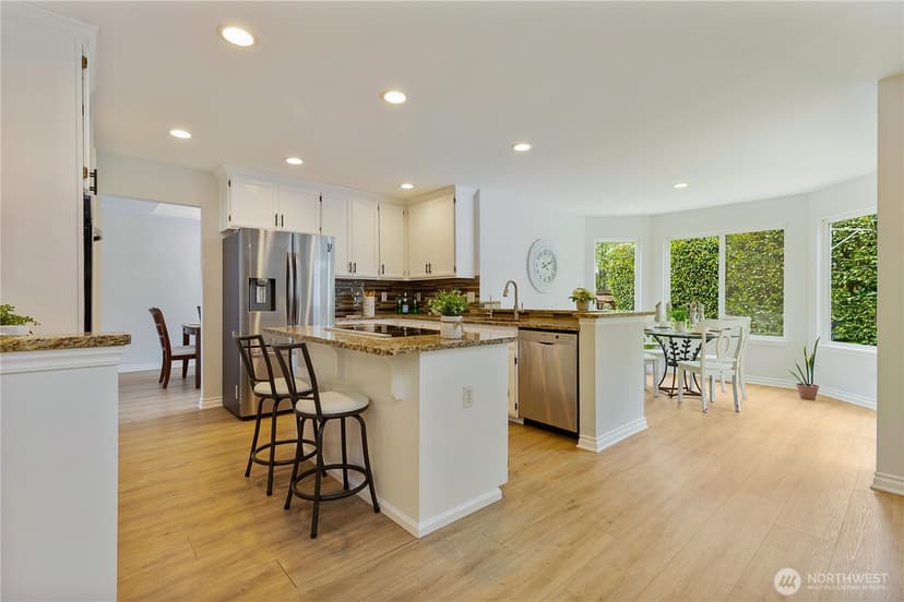 Property photo for 6041 Championship Circle, Mukilteo photo 7